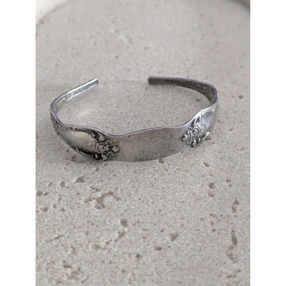 Vintage WM A Rogers Oneida Silver Plated Floral Cuff Bracelet
